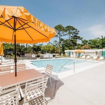 Gulf Shores Getaway Steps Away From The Pool! Exteriör bild