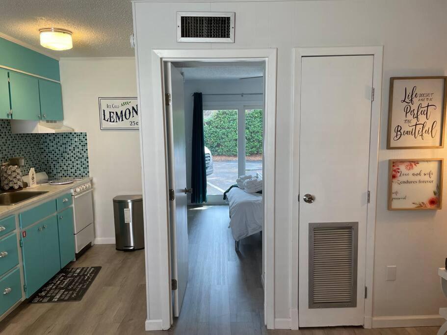 Gulf Shores Getaway Steps Away From The Pool! Exteriör bild